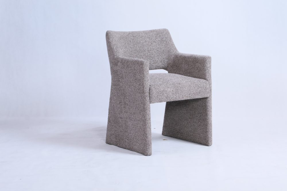 AURA DINING CHAIR